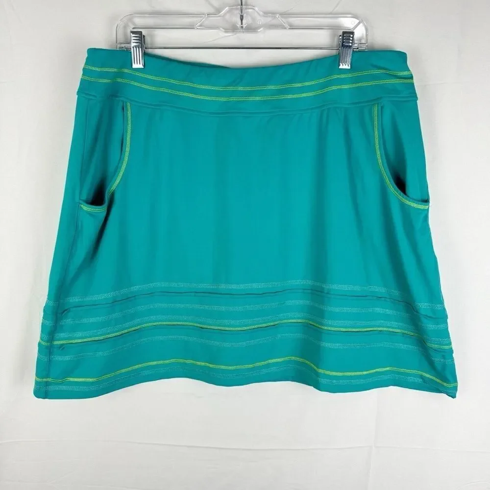 WOMENS MEDIUM DIAMALETE TITLE NINE SKIRT